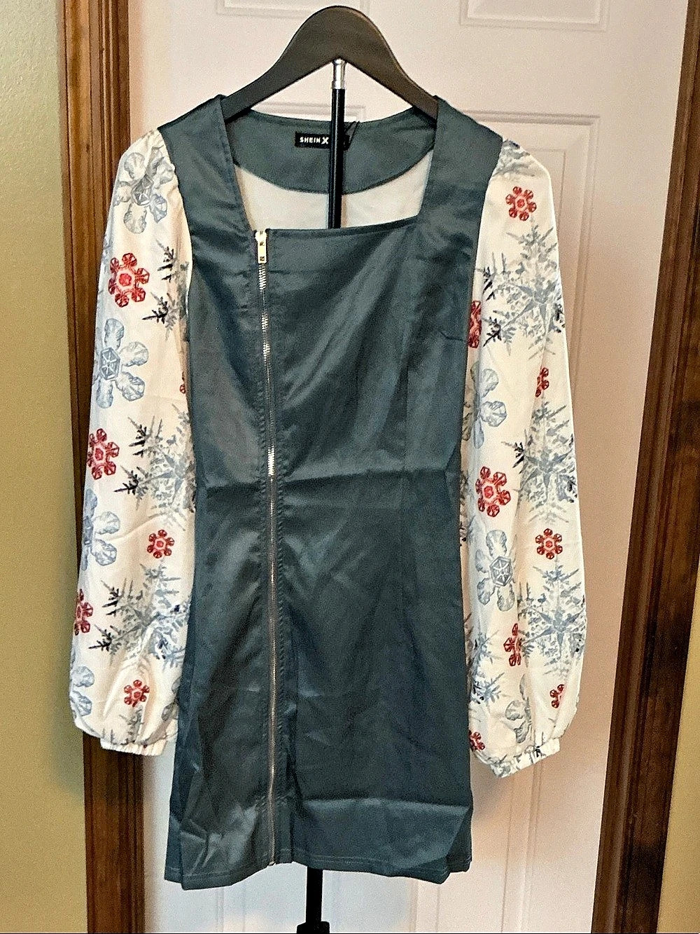 SHEIN X Floral Dress in Blue & White NWT
